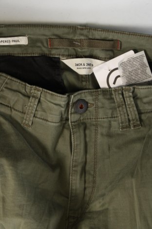 Ανδρικό παντελόνι Jack & Jones, Μέγεθος S, Χρώμα Πράσινο, Τιμή 11,41 €