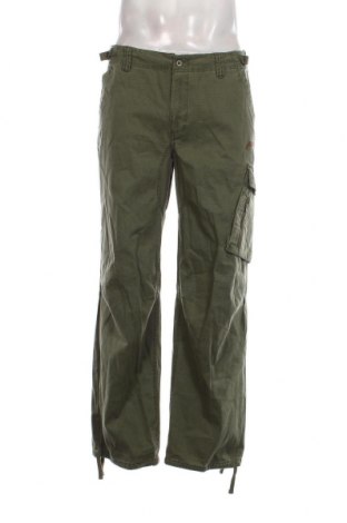 Pantaloni de bărbați Nike, Mărime M, Culoare Verde, Preț 387,50 Lei