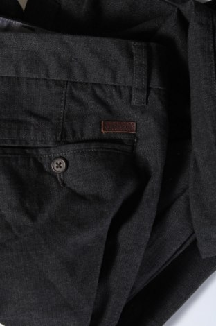 Pantaloni de bărbați Redford, Mărime M, Culoare Gri, Preț 38,16 Lei