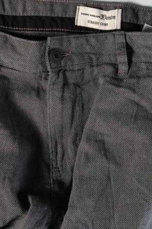 Мъжки панталон Tom Tailor, Размер M, Цвят Сив, Цена 16,40 лв.