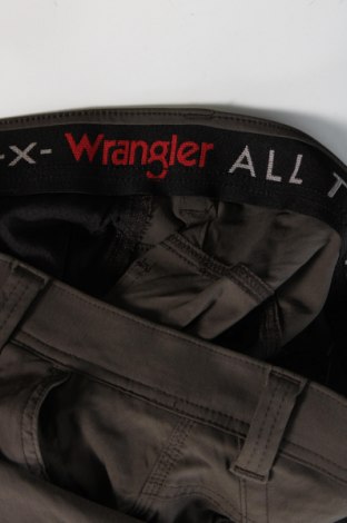 Pánske nohavice  Wrangler, Veľkosť L, Farba Zelená, Cena  29,63 €