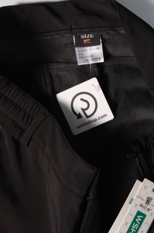 Herrenhose für Wintersport, Größe XL, Farbe Schwarz, Preis € 54,28