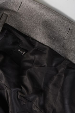 Мъжко палто H&M, Размер S, Цвят Сив, Цена 66,34 лв.