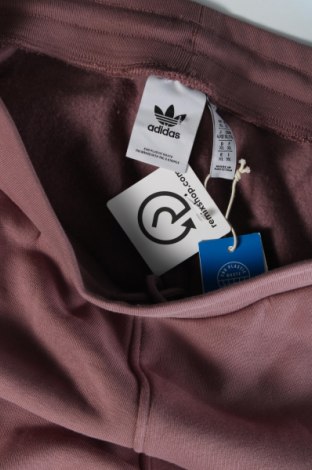 Мъжко спортно долнище Adidas, Размер XL, Цвят Лилав, Цена 69,75 лв.