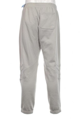 Pantaloni trening de bărbați Adidas Originals, Mărime XL, Culoare Gri, Preț 229,44 Lei