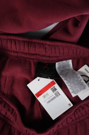 Pantaloni trening de bărbați Air Jordan Nike, Mărime L, Culoare Roșu, Preț 365,63 Lei
