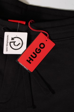 Pantaloni trening de bărbați Hugo Boss, Mărime M, Culoare Negru, Preț 250,00 Lei