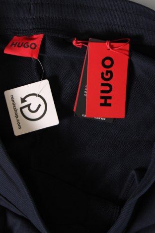 Pantaloni trening de bărbați Hugo Boss, Mărime XXL, Culoare Albastru, Preț 250,00 Lei