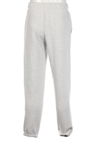 Pantaloni trening de bărbați New Balance, Mărime S, Culoare Gri, Preț 214,14 Lei