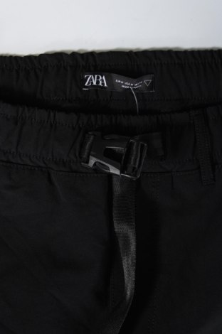 Мъжко спортно долнище Zara, Размер M, Цвят Черен, Цена 16,20 лв.