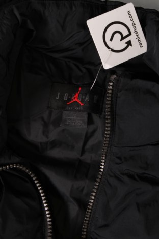 Pánska bunda  Air Jordan Nike, Veľkosť L, Farba Čierna, Cena  147,29 €