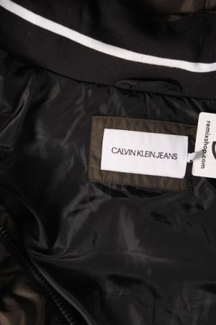Ανδρικό μπουφάν Calvin Klein Jeans, Μέγεθος L, Χρώμα Πράσινο, Τιμή 138,79 €