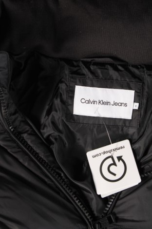 Geacă de bărbati Calvin Klein Jeans, Mărime S, Culoare Negru, Preț 826,64 Lei
