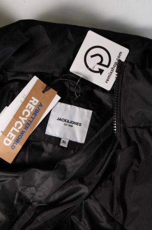 Ανδρικό μπουφάν Jack & Jones, Μέγεθος XL, Χρώμα Μαύρο, Τιμή 49,92 €