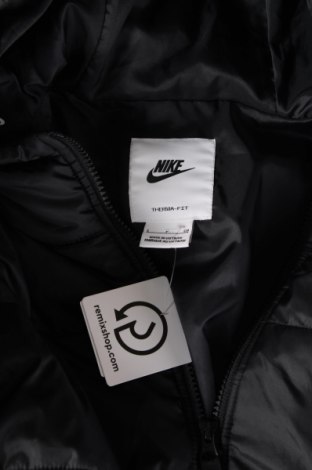 Мъжко яке Nike, Размер S, Цвят Черен, Цена 198,60 лв.
