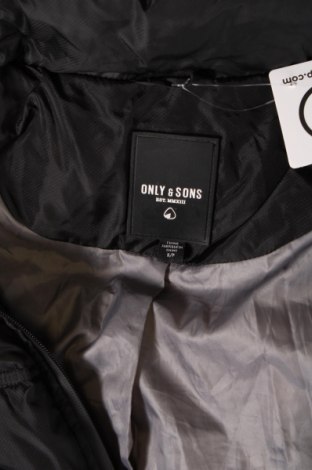 Ανδρικό μπουφάν Only & Sons, Μέγεθος S, Χρώμα Μαύρο, Τιμή 17,80 €