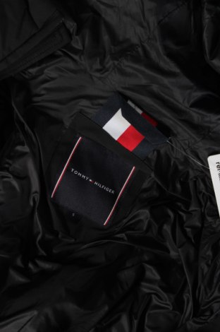 Pánská bunda  Tommy Hilfiger, Velikost S, Barva Černá, Cena  4 748,00 Kč