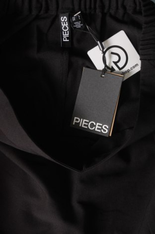 Пола - панталон Pieces, Размер L, Цвят Черен, Цена 23,00 лв.