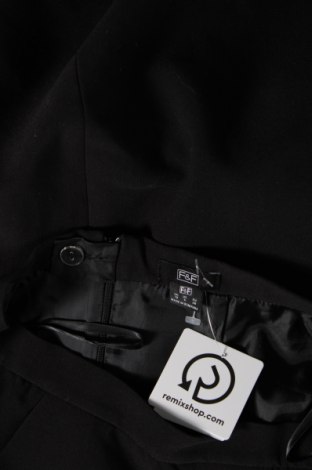 Φούστα F&F, Μέγεθος M, Χρώμα Μαύρο, Τιμή 6,00 €