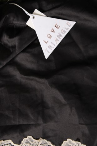 Sukňa Love Triangle, Veľkosť M, Farba Čierna, Cena  21,57 €
