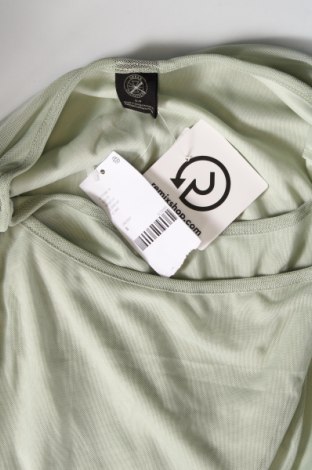 Пола Urban Outfitters, Размер S, Цвят Зелен, Цена 93,00 лв.