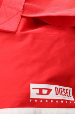 Раница Diesel, Цвят Червен, Цена 134,00 лв.