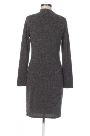Kleid, Größe M, Farbe Grau, Preis 9,08 €