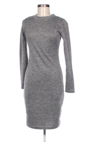 Kleid, Größe M, Farbe Grau, Preis 6,99 €