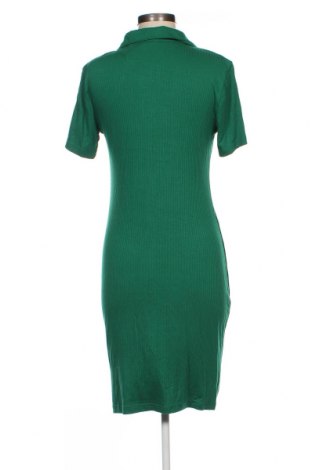 Kleid, Größe M, Farbe Grün, Preis € 9,00
