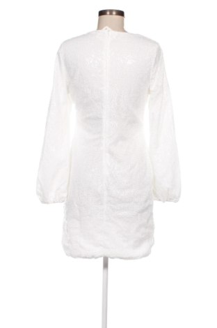 Kleid, Größe M, Farbe Weiß, Preis 21,00 €
