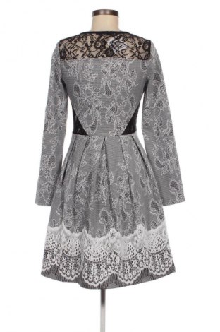 Kleid, Größe L, Farbe Schwarz, Preis 8,90 €