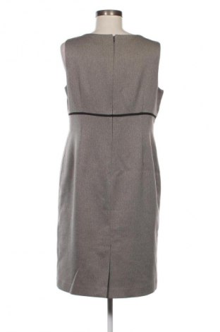 Kleid, Größe M, Farbe Beige, Preis 6,99 €