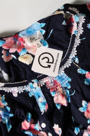 Kleid Aria, Größe XL, Farbe Mehrfarbig, Preis 25,05 €
