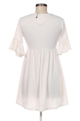 Φόρεμα Boohoo, Μέγεθος XS, Χρώμα Λευκό, Τιμή 8,97 €