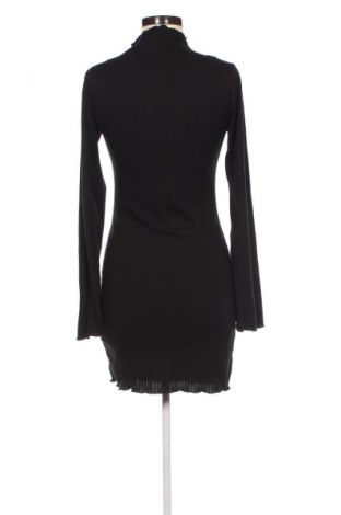 Kleid Boohoo, Größe M, Farbe Schwarz, Preis € 5,00