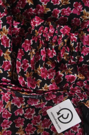 Kleid Gina Tricot, Größe M, Farbe Mehrfarbig, Preis 10,33 €