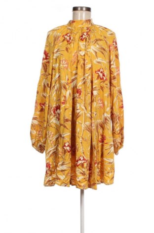 Šaty  H&M, Velikost M, Barva Vícebarevné, Cena  231,00 Kč