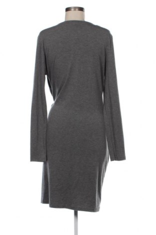 Kleid Hama, Größe L, Farbe Grau, Preis 9,95 €