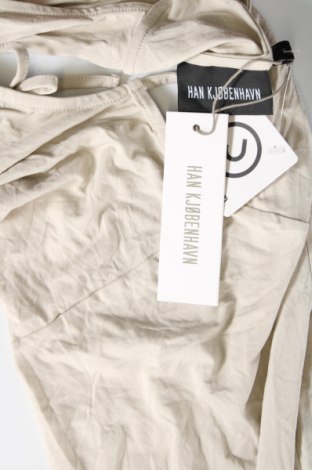 Φόρεμα Han Kjobenhavn, Μέγεθος S, Χρώμα  Μπέζ, Τιμή 94,58 €