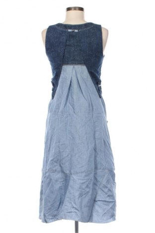 Kleid High, Größe S, Farbe Blau, Preis 142,65 €