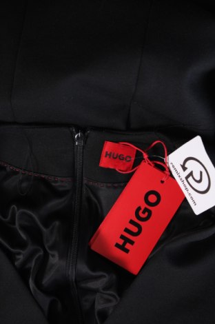 Рокля Hugo Boss, Размер M, Цвят Черен, Цена 244,20 лв.