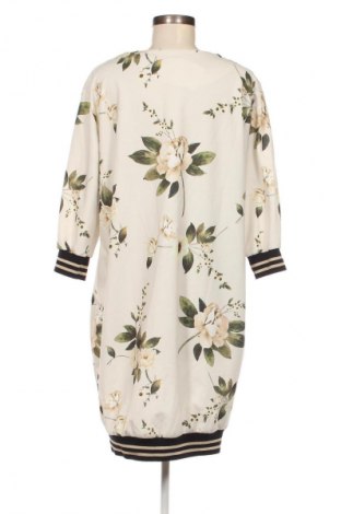 Kleid Lacony, Größe 3XL, Farbe Ecru, Preis € 14,73