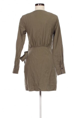 Kleid Mango, Größe S, Farbe Grün, Preis € 15,43