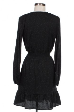 Kleid New Look, Größe M, Farbe Schwarz, Preis 11,10 €