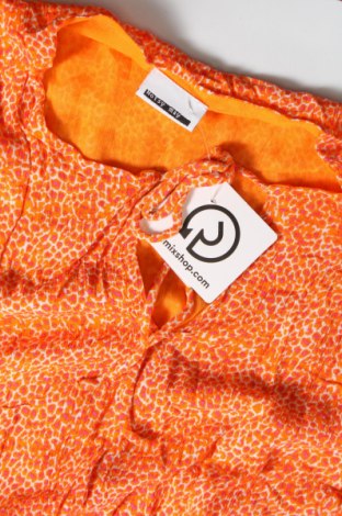 Kleid Noisy May, Größe M, Farbe Orange, Preis 11,10 €