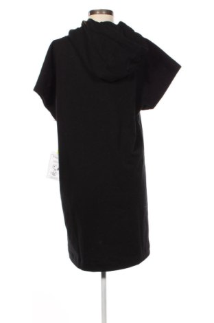 Kleid Peanuts, Größe M, Farbe Schwarz, Preis 14,23 €