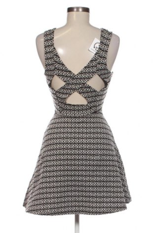 Kleid Pull&Bear, Größe S, Farbe Mehrfarbig, Preis 9,08 €
