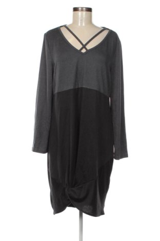 Kleid SHEIN, Größe XL, Farbe Mehrfarbig, Preis € 10,09