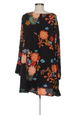 Kleid SHEIN, Größe XXL, Farbe Mehrfarbig, Preis € 14,83