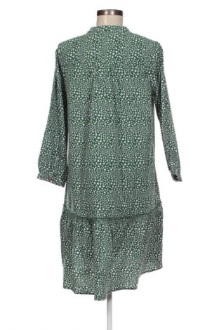 Kleid Shiwi, Größe M, Farbe Grün, Preis € 16,70
